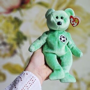 Rare Vintage TY Beanie Baby 1998/1999 Date Errors Kicks Soccer Green Bear